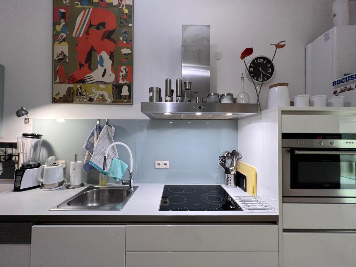 Vienna Design Apartment By Rabe - Kostenfreier Parkplatz & Netflix & Coffee-Bar - Nahe Schloss Schoenbrunn מראה חיצוני תמונה